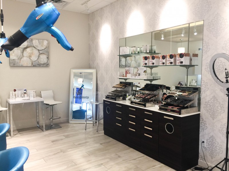 Backstage_Salon-Hanging-hairdryers-13