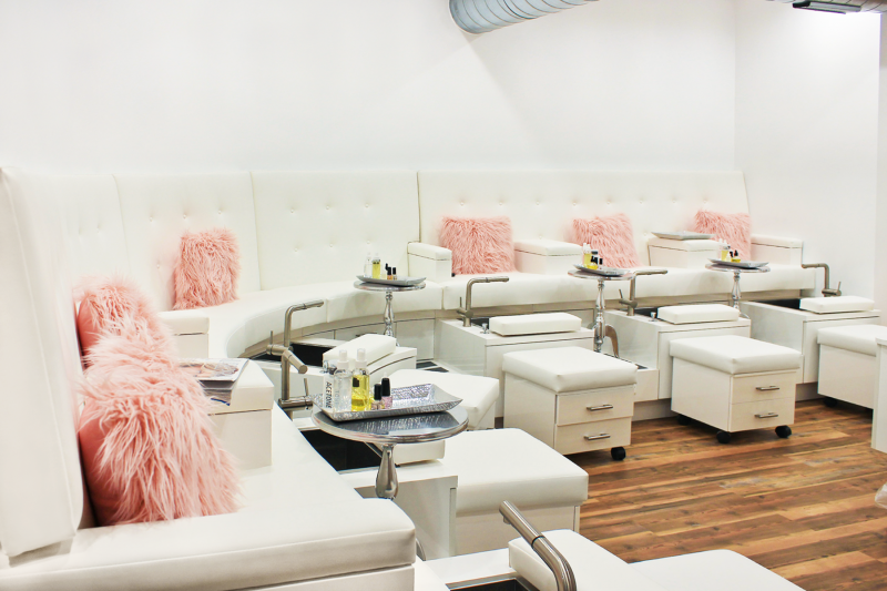 1_Lacquer-Lounge-1.2